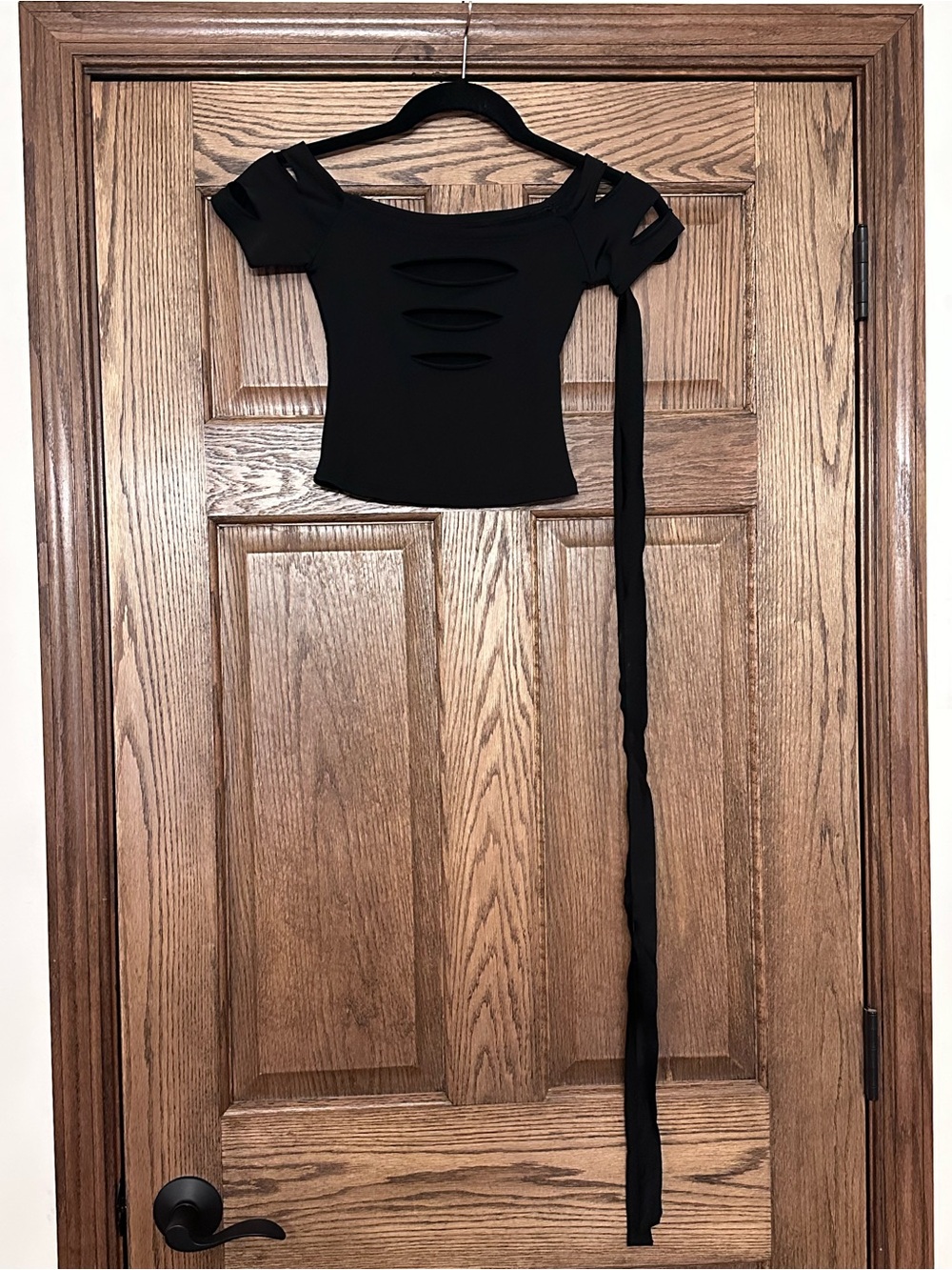 Black Cutout Dance Crop Top with Long Shoulder Tie